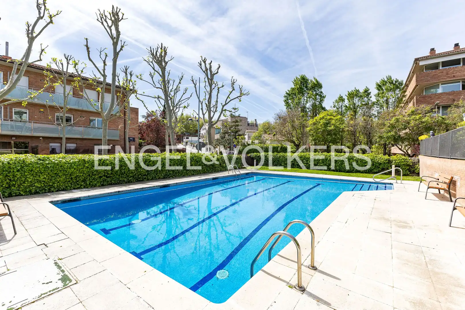 Piscina de Piso en venta en Sant Cugat del Vallès con Aire acondicionado, Calefacción y Parquet