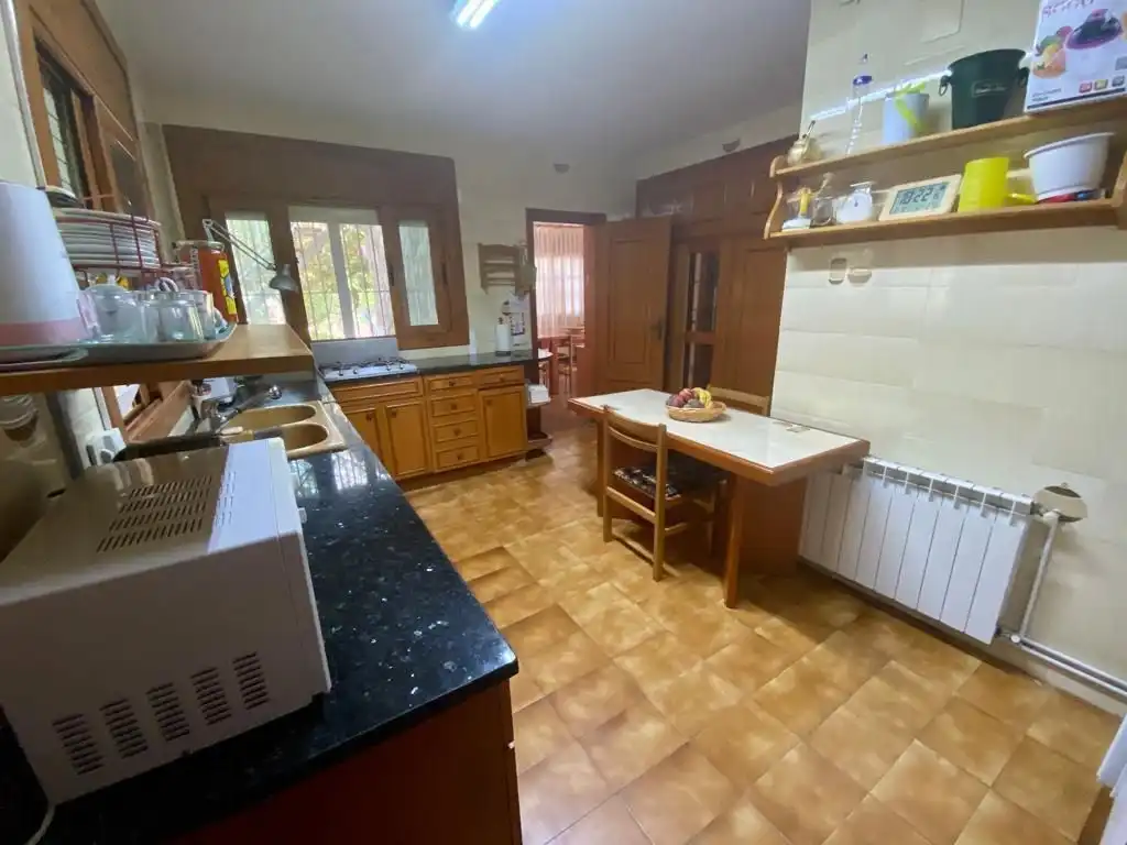 Cuina de Casa o xalet en venda en Lloret de Mar amb Aire condicionat, Calefacció i Jardí privat