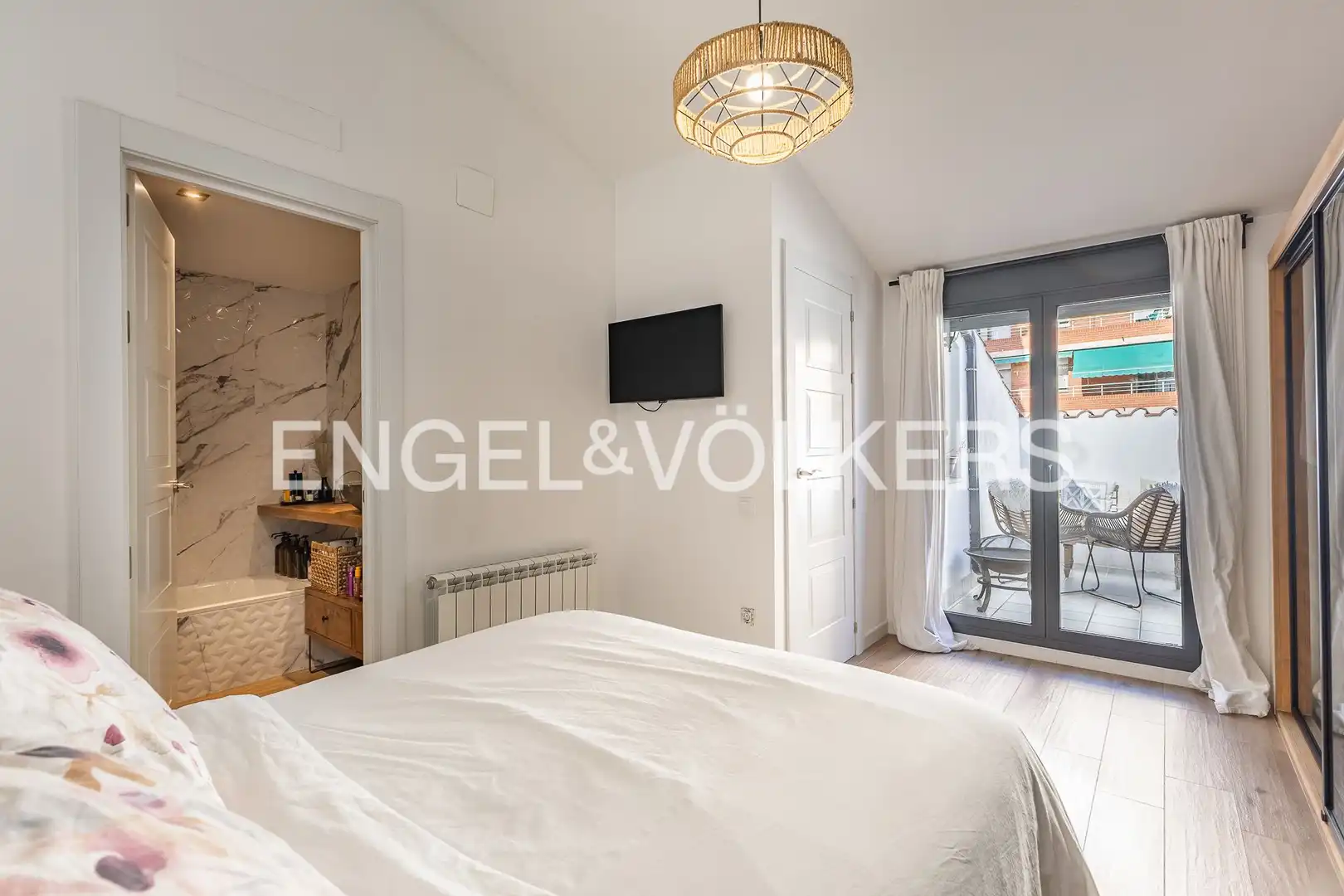 Habitación de Dúplex en venta en Rubí con Calefacción, Parquet y Terraza