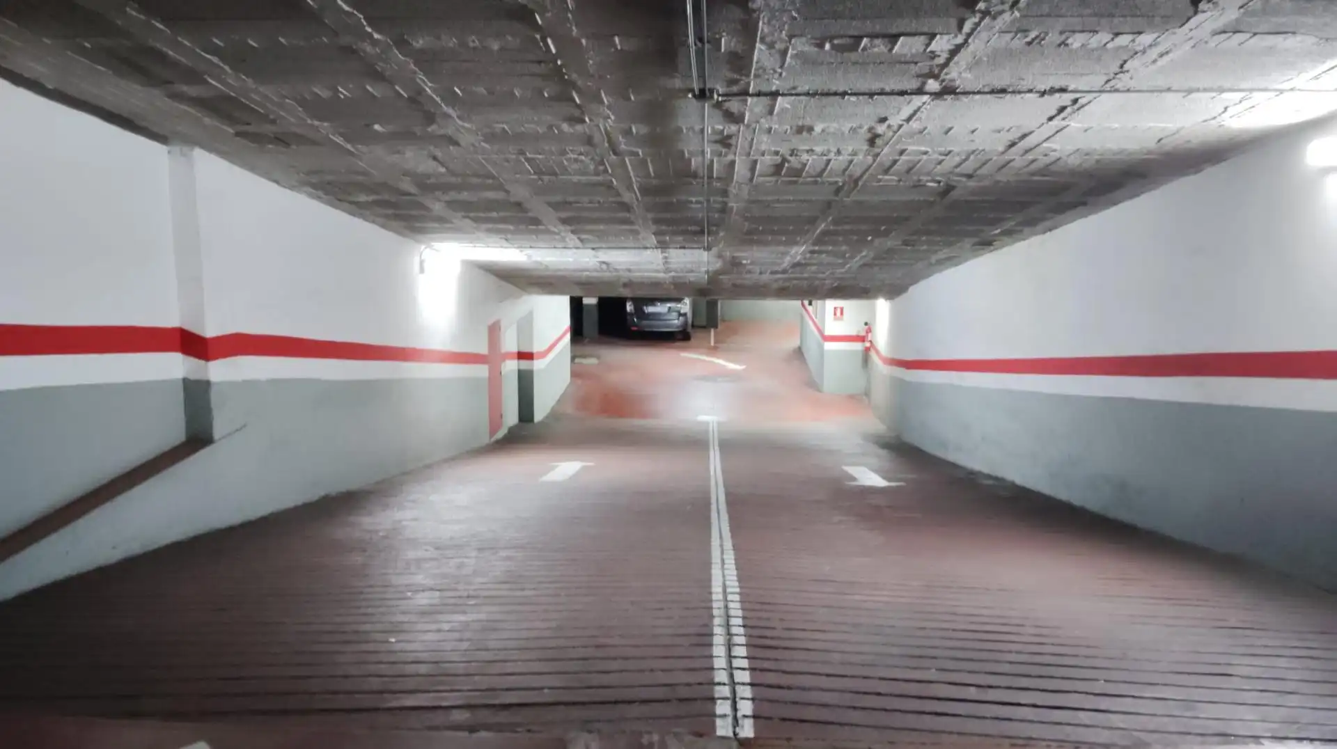 Parkplatz von Garage zur Miete in Barcelona