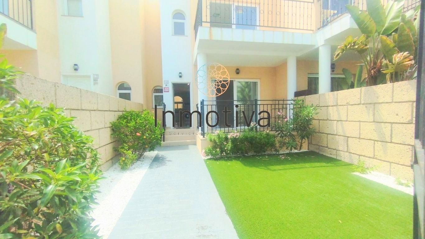 Terrassa de Casa adosada en venda en Arona amb Aire condicionat, Jardí privat i Terrassa
