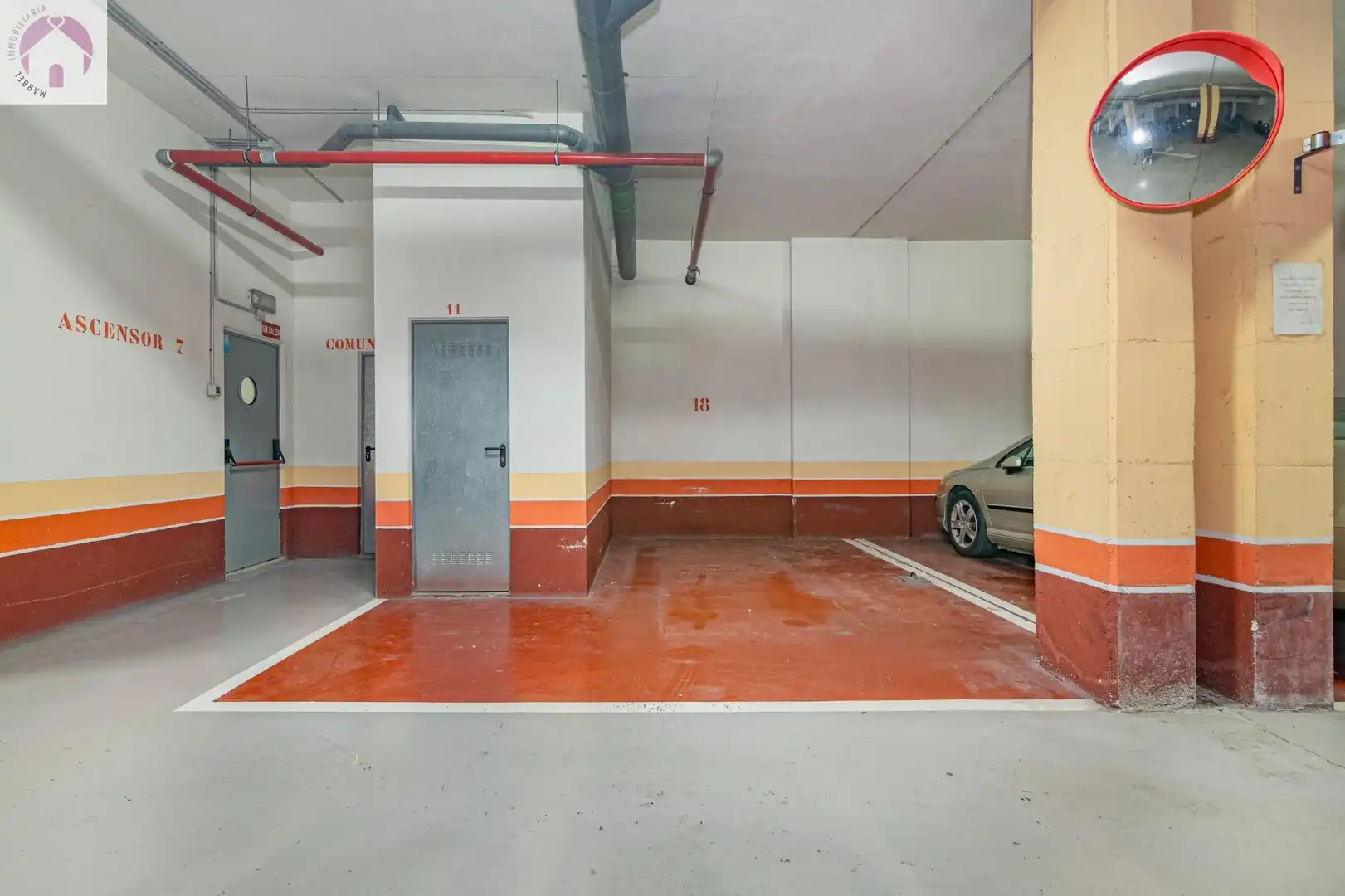 Parking of Flat for sale in Granada  with Air Conditioner, Heating and Terrace