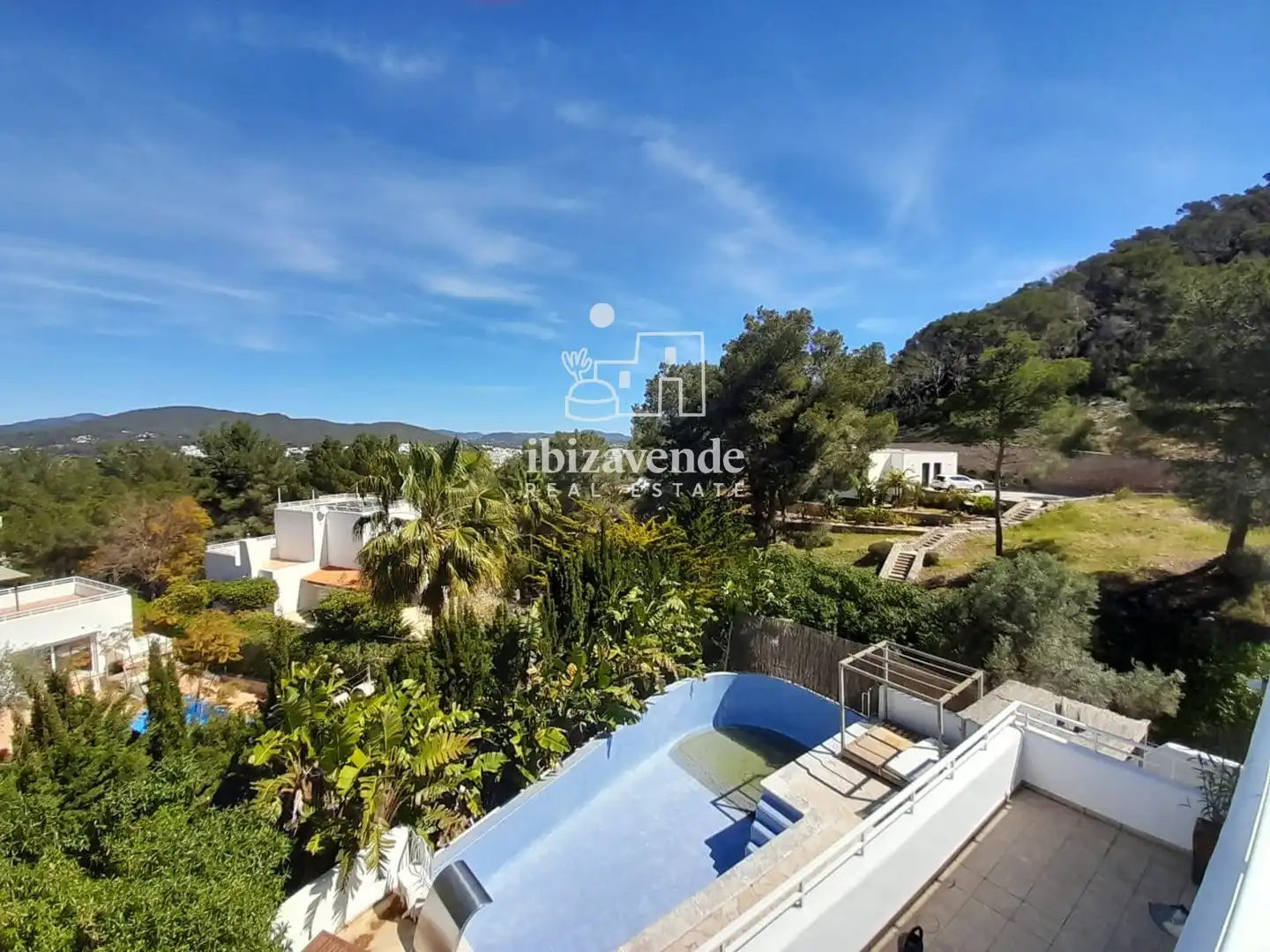Vista exterior de Casa o xalet en venda en Santa Eulària des Riu amb Aire condicionat, Calefacció i Piscina