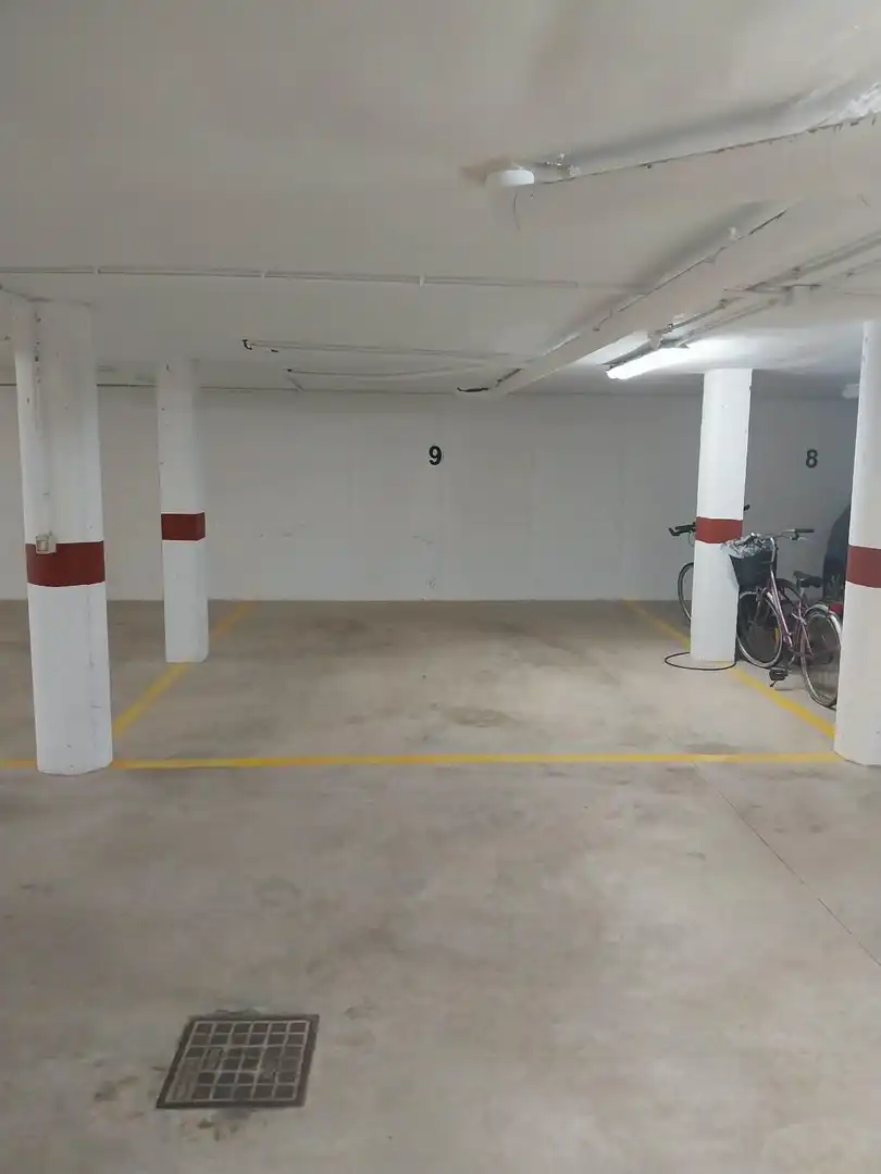 Parkplatz von Garage zum Verkauf in Cartagena