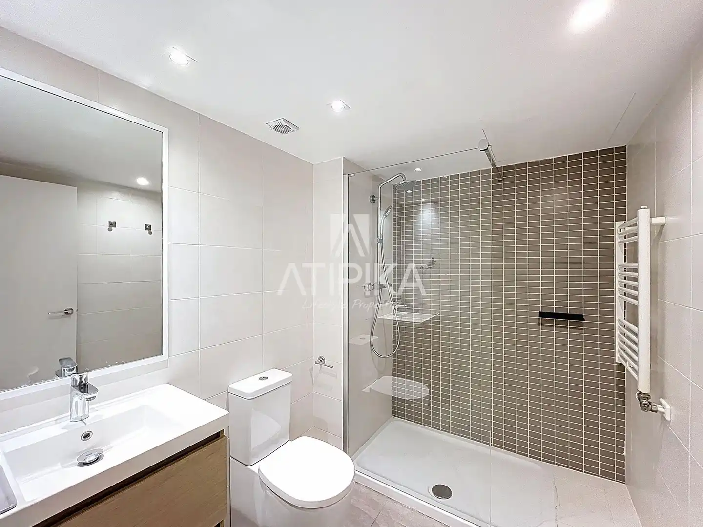 Baño de Piso en venta en Barcelona con Aire acondicionado, Calefacción y Parquet