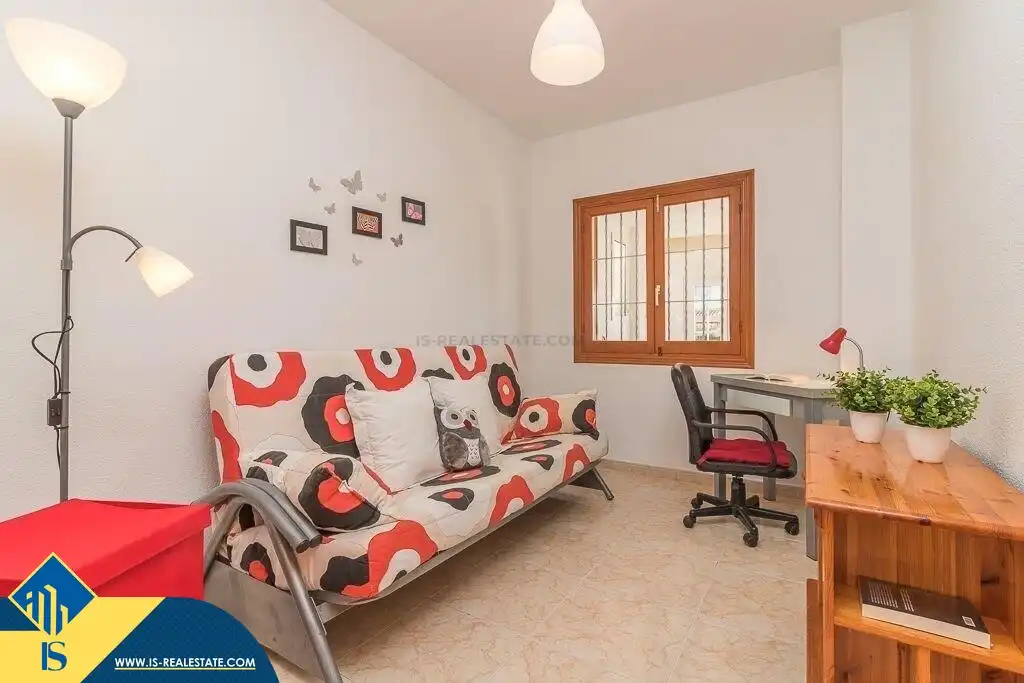 Con piscina comunitaria, en la provincia de Alicante, en el municipio de Orihuela Costa. 3 dormitorios | 90 m² | 1,5 kilómetros ha, imatge 3