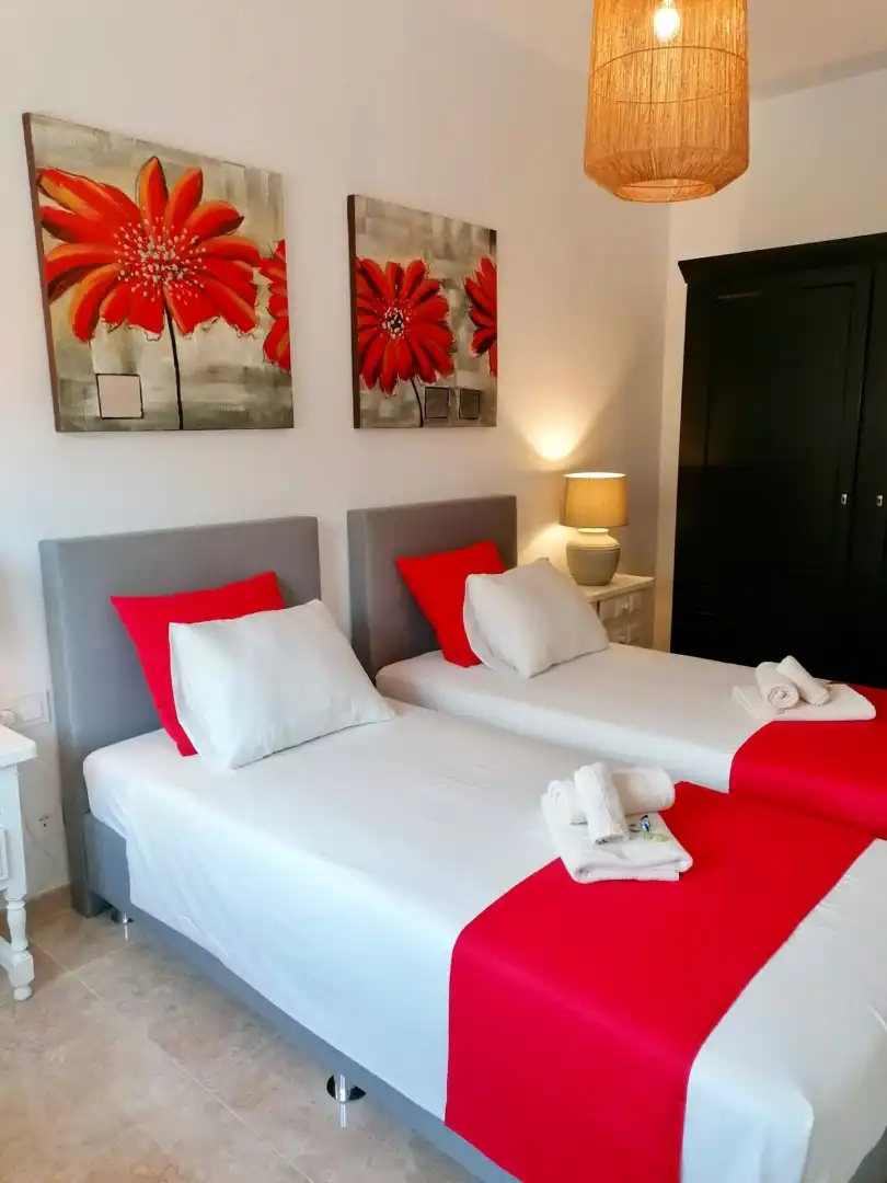 Villa mit Pool zum Verkauf in Avinguda de la Fustera, imagen 18