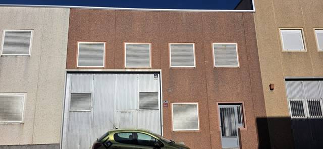 Nave industrial en Alquiler en Calle Dolmen en Guijuelo