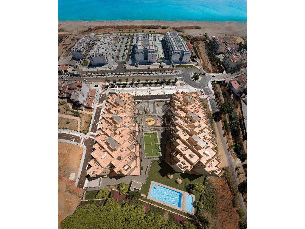 Vista exterior de Apartament en venda en Torrox amb Aire condicionat, Jardí privat i Terrassa