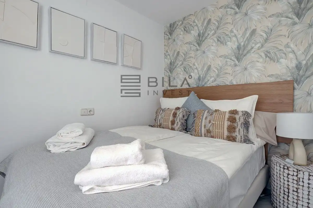 Bedroom of Attic for sale in Marbella  with Air Conditioner, Terrace and Swimming Pool