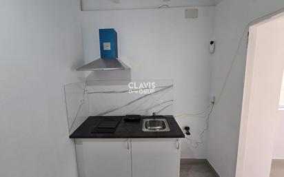 Kitchen of Flat for sale in  Barcelona Capital  with Alarm