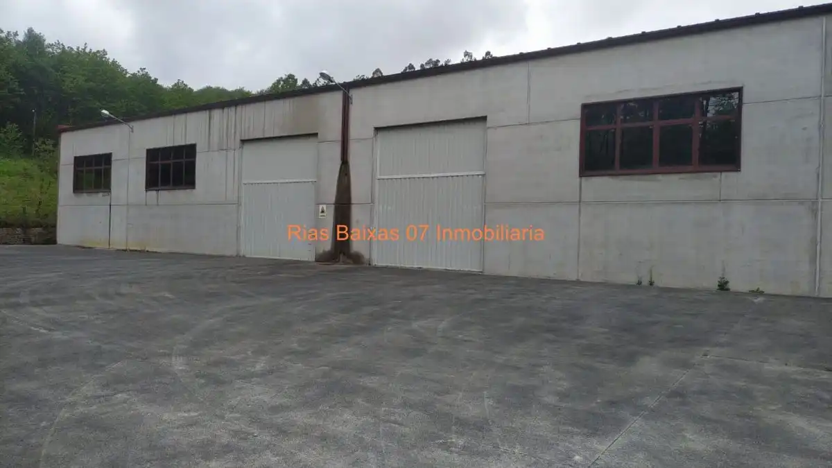 Nave industrial en alquiler en Mos, imagen 2