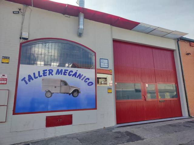 Nave industrial en Venta en Carlos Ruiz