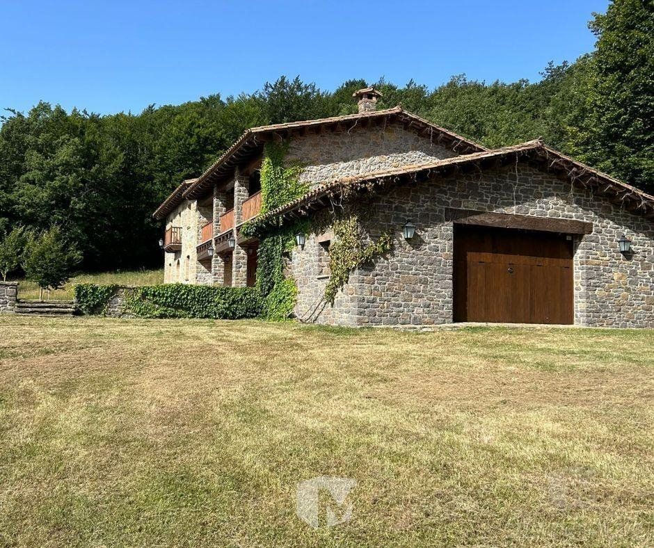 Vista exterior de Casa o xalet de lloguer en Rupit i Pruit amb Calefacció, Terrassa i Moblat