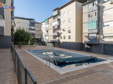 Appartamento con piscina in vendita a Calle BLASCO IBAÑEZ 20