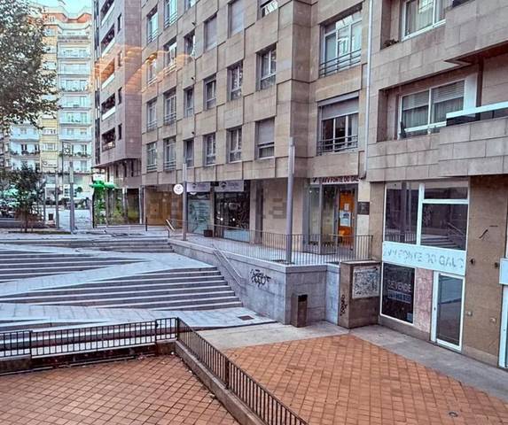 Local comercial en Alquiler en Rúa do Areal, 62 en Centro - Areal