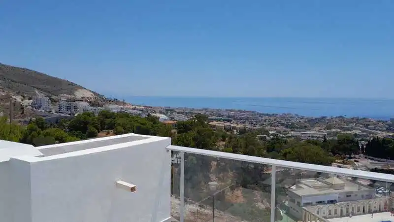 Apartamento con piscina en venta en Benalmádena pueblo, imagen 5