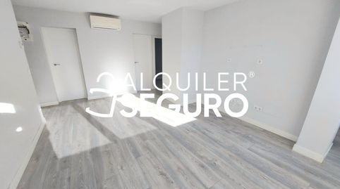Foto 2 de Piso de alquiler en Corregidor Juan Francisco de Luján, Fontarrón, Madrid Capital