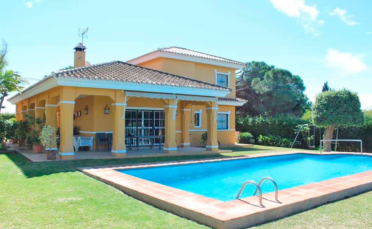 Garden of House or chalet for sale in Marbella  with Air Conditioner, Private garden and Terrace