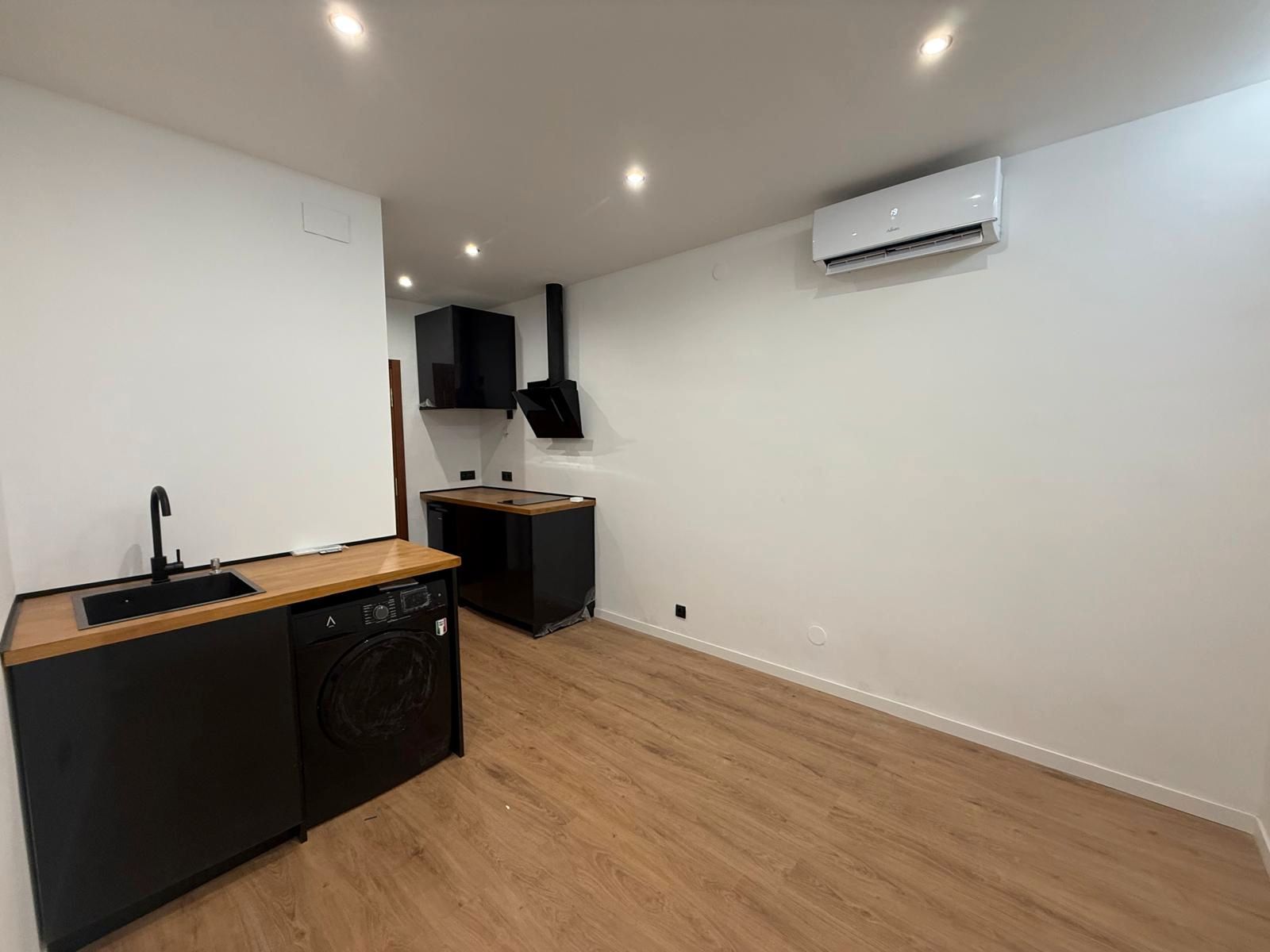 Flat to rent in  Barcelona Capital  with Air Conditioner, Heating and Parquet flooring