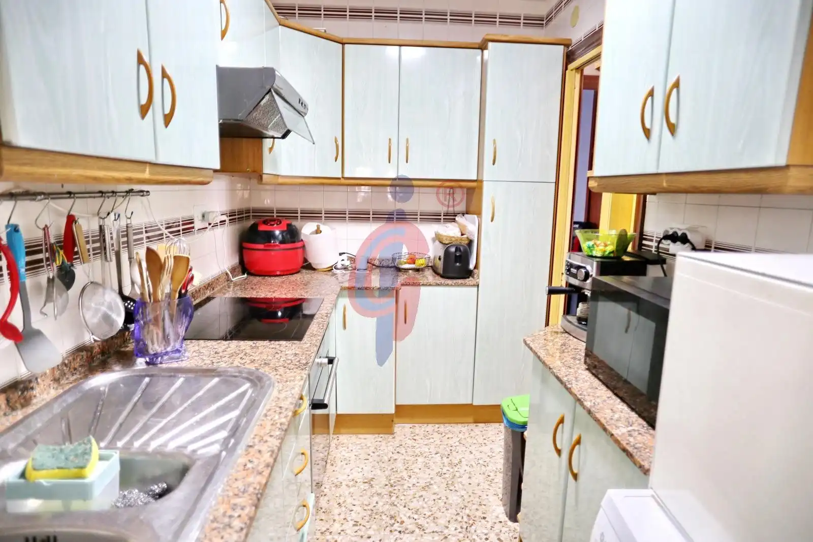 Cocina de Apartamento en venta en Guardamar del Segura con Terraza y Balcón