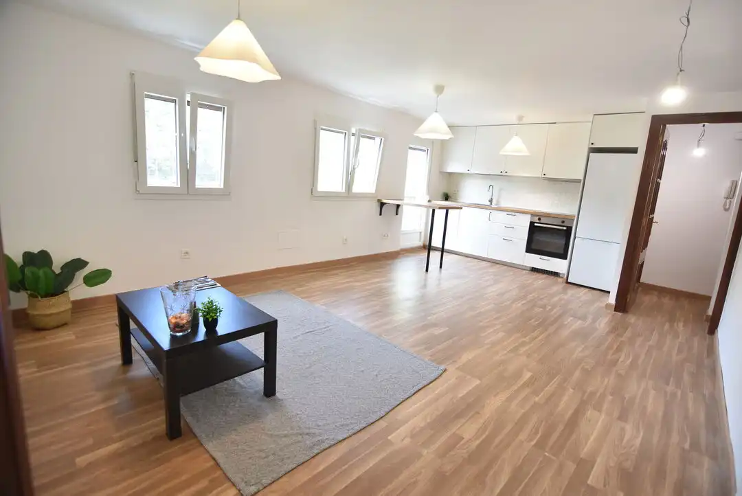 Piso en venta en Iñigez Karkizano Kalea, imagen 2