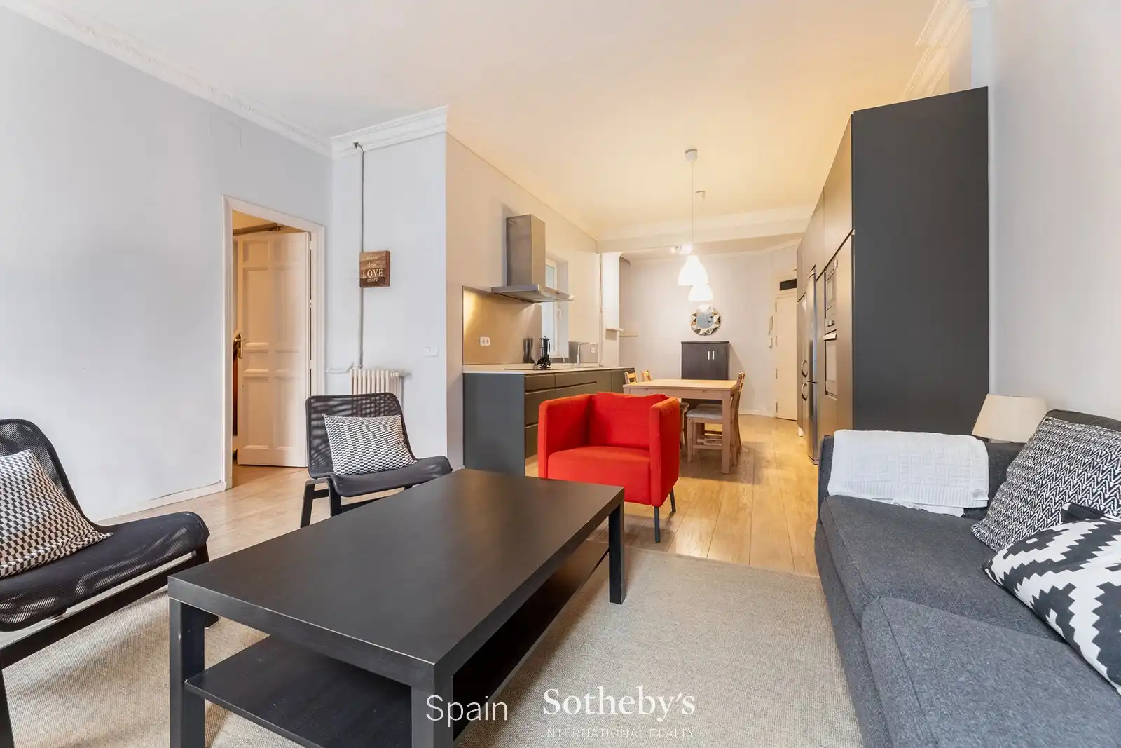 Sala d'estar de Apartament en venda en Madrid amb Aire condicionat, Calefacció i Terrassa