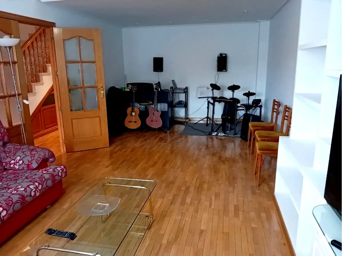 Sala d'estar de Casa o xalet en venda en Ciudad Real amb Aire condicionat, Calefacció i Terrassa