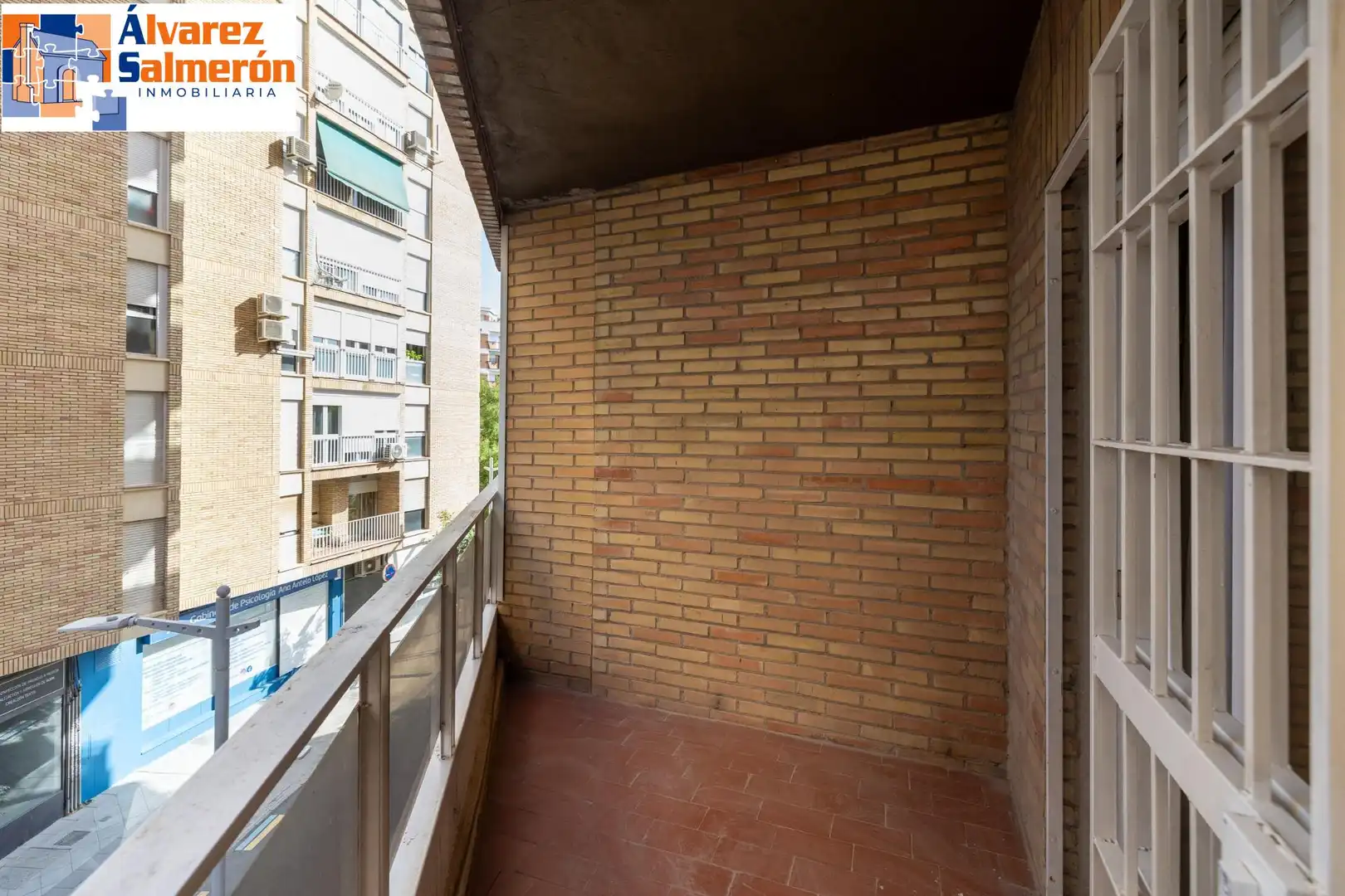 Terrasse von Wohnung zur Miete in Granada mit Heizung, Terrasse und Möbliert