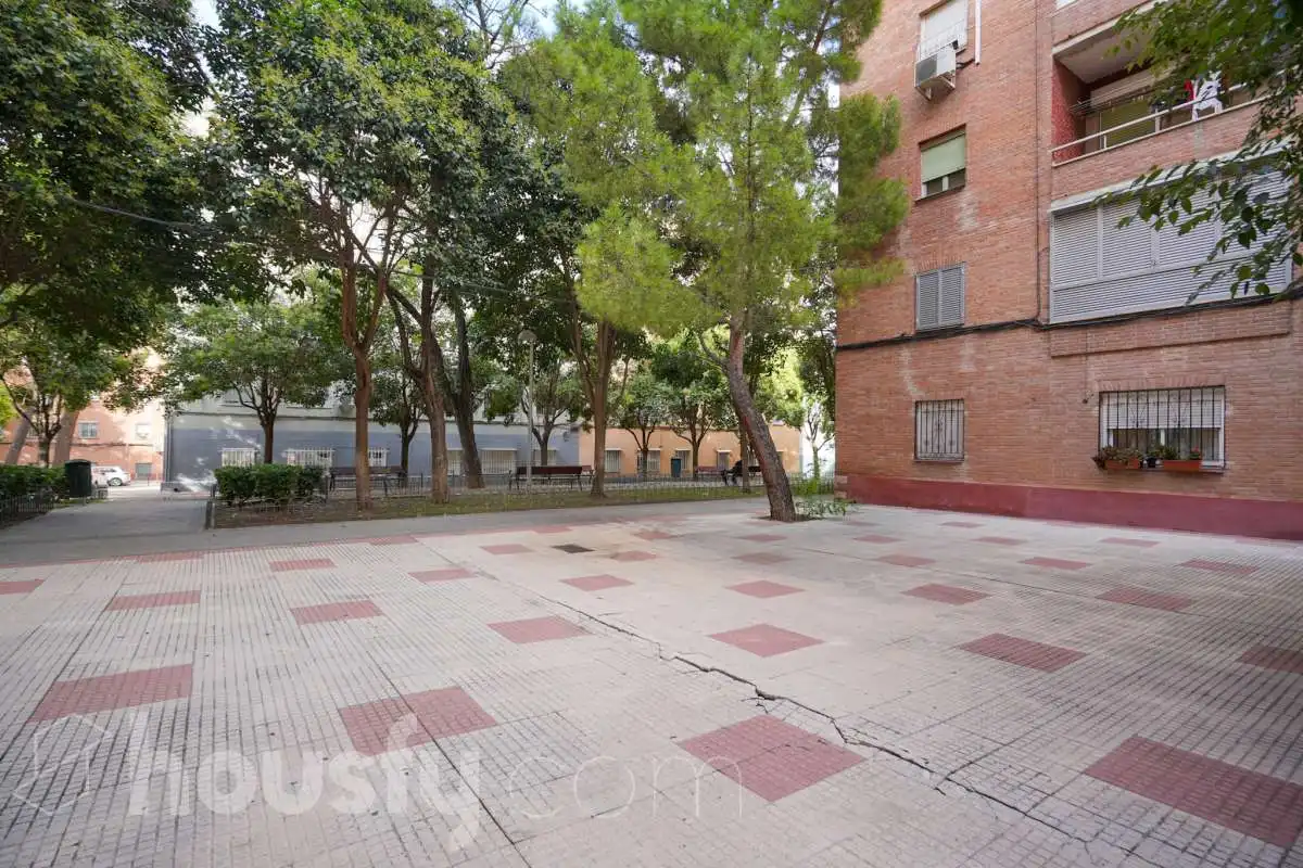 Piso con ascensor en venta en Calle la Chulapona ., imagen 28