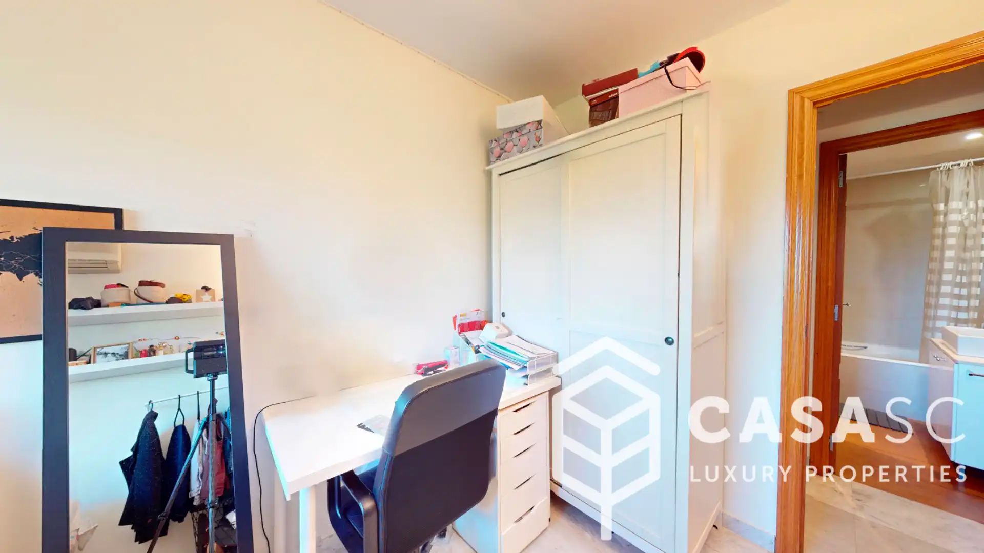 Bedroom of Attic for sale in Sant Cugat del Vallès  with Air Conditioner, Heating and Parquet flooring