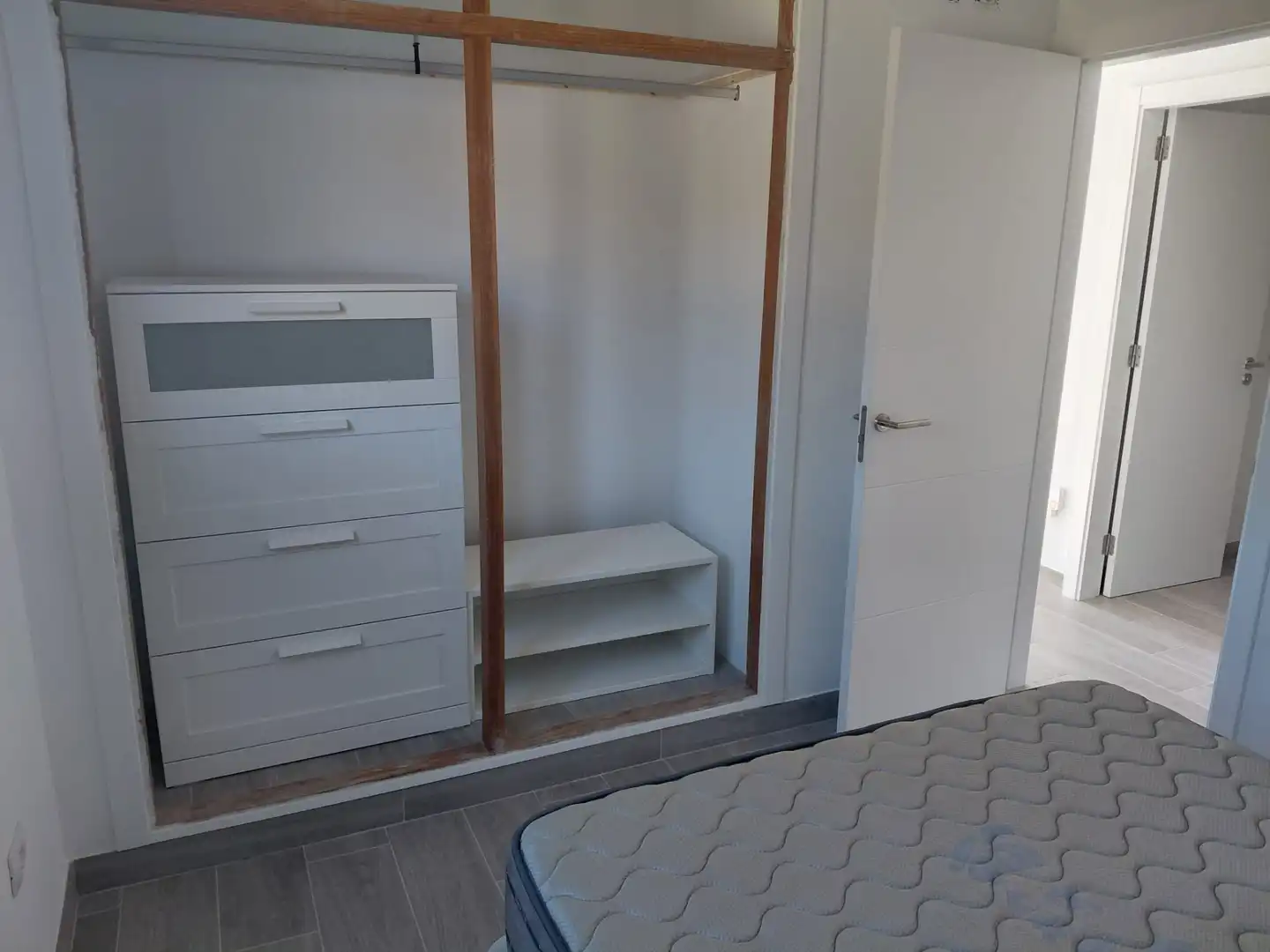 Schlafzimmer von Wohnungen zur Miete in Arico mit Möbliert, Ofen und Waschmaschine