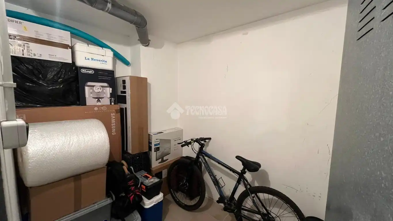 Piso en venta en Barberà del Vallès con Aire acondicionado, Trastero y Balcón