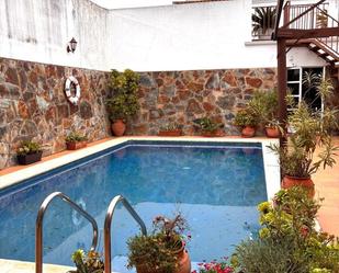 Swimming pool of House or chalet for sale in Puebla de la Calzada  with Terrace and Swimming Pool