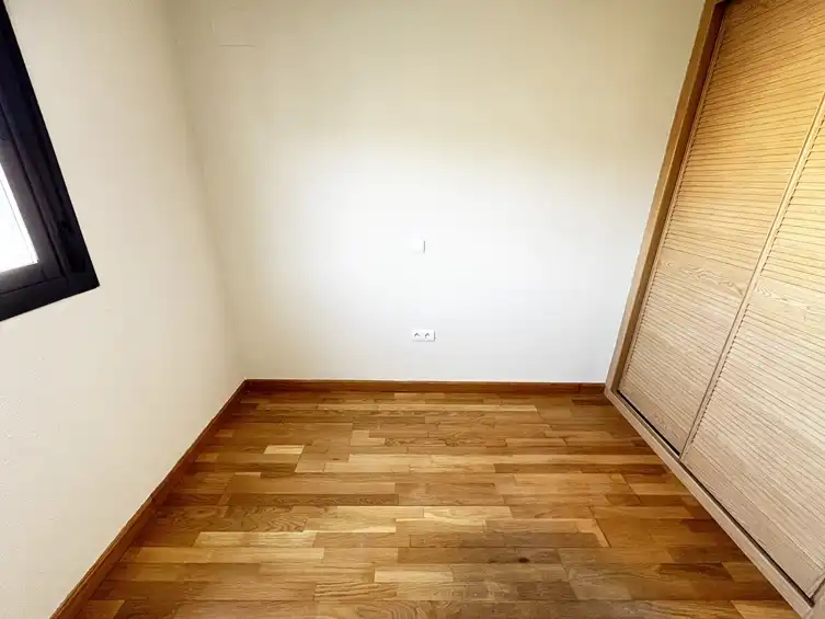Dormitori de Pis de lloguer en Pinto amb Aire condicionat, Calefacció i Parquet