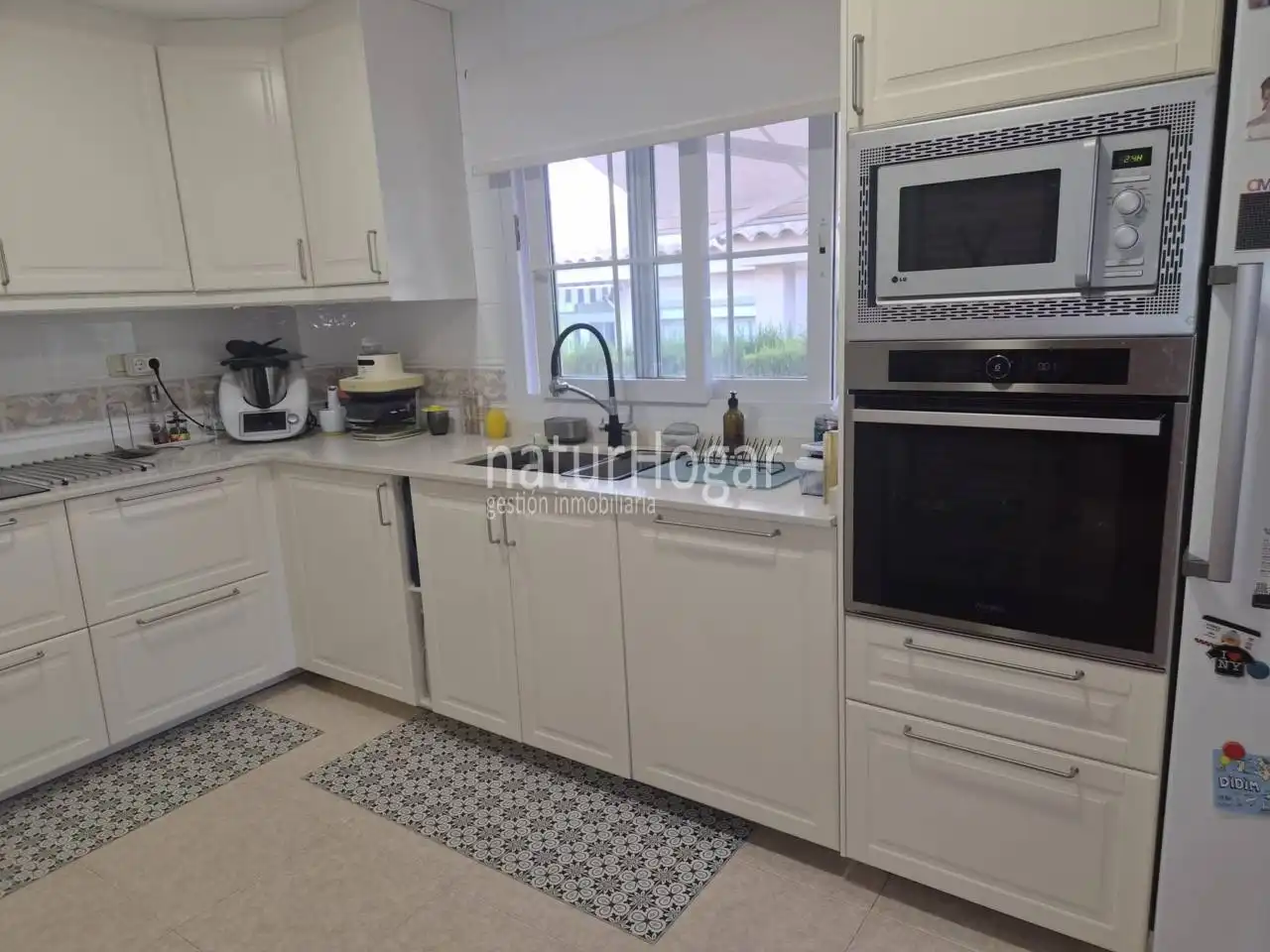 Detached house with pool for sale in La Cañada, imagen 12