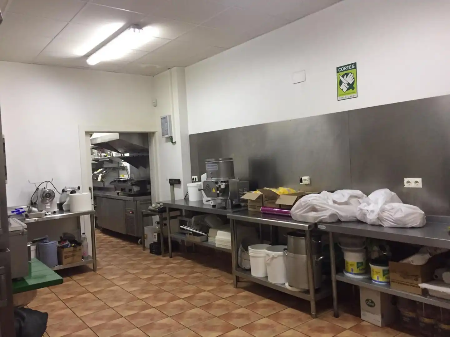 Locale commerciale in cessione a Centro, imagen 5