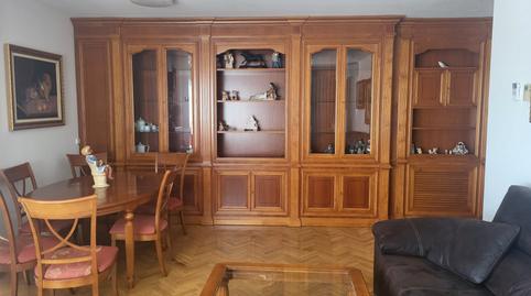 Foto 3 de Piso en venta en Calle de Carmen de Burgos, Los Rosales, Madrid