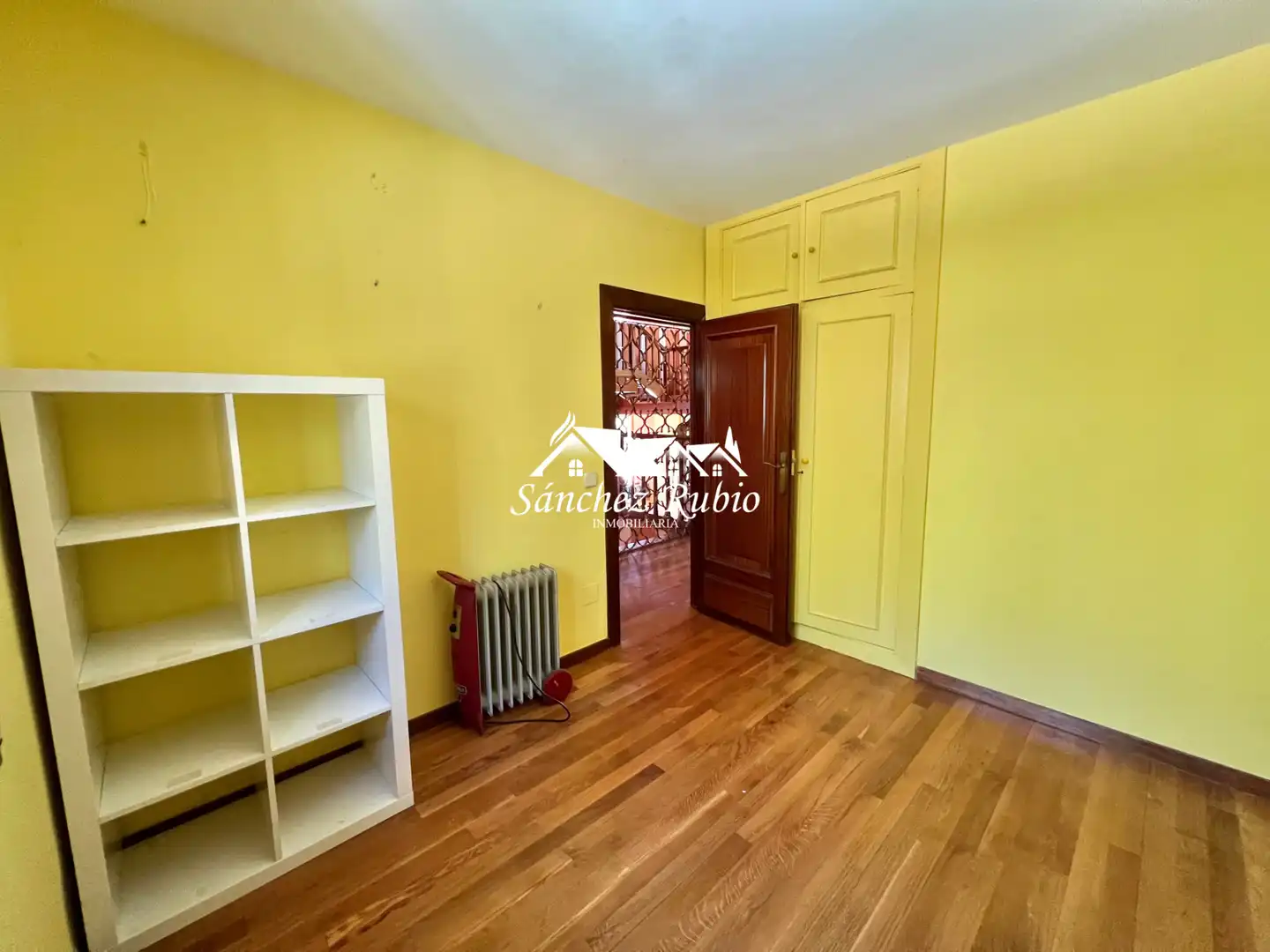 Bedroom of Houses for sale in Torrelodones  with Heating, Private garden and Parquet flooring