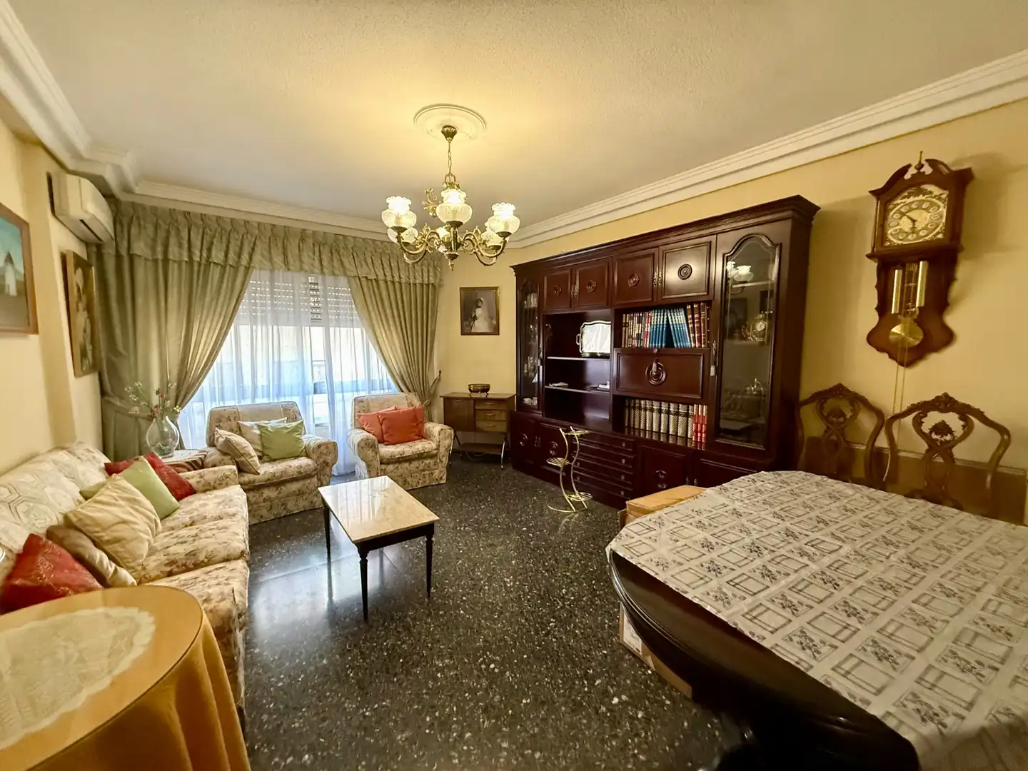 Living room of Flat for sale in Ciudad Real  with Air Conditioner, Heating and Furnished