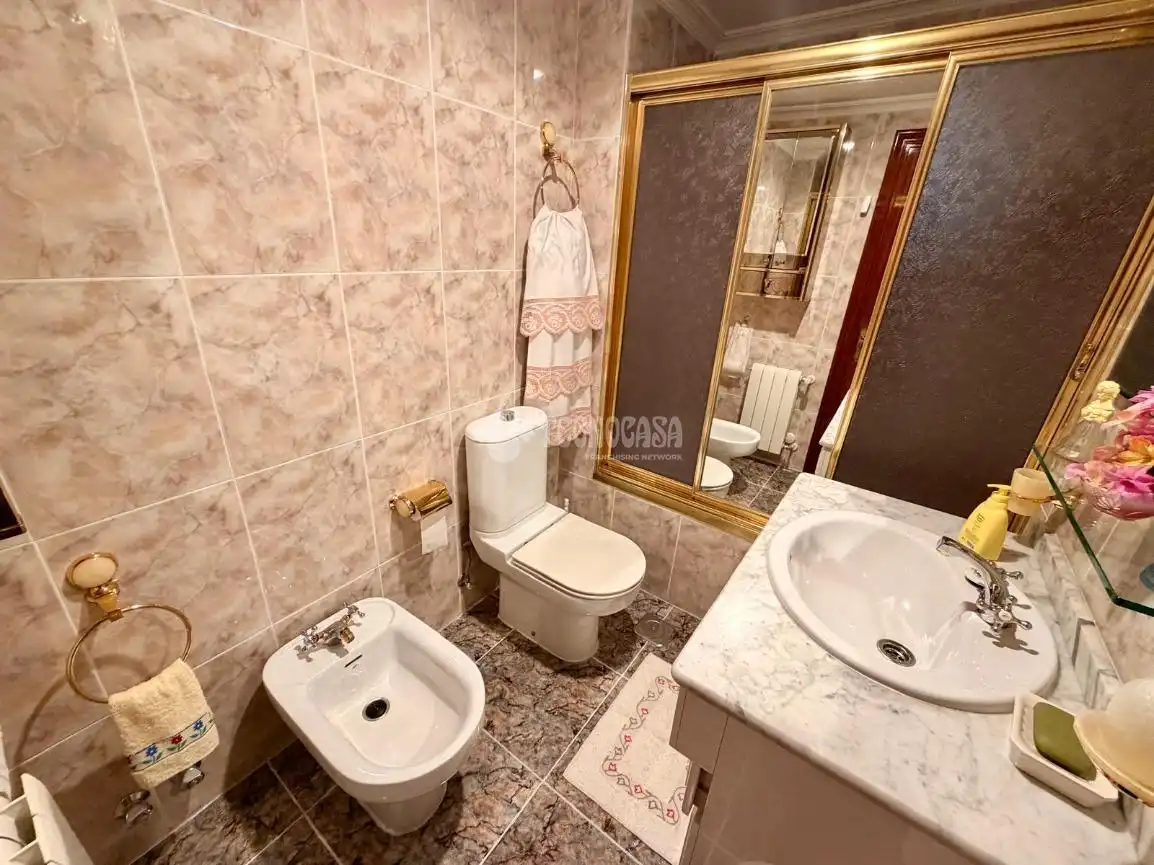 Baño de Piso en venta en Getafe con Aire acondicionado, Calefacción y Parquet