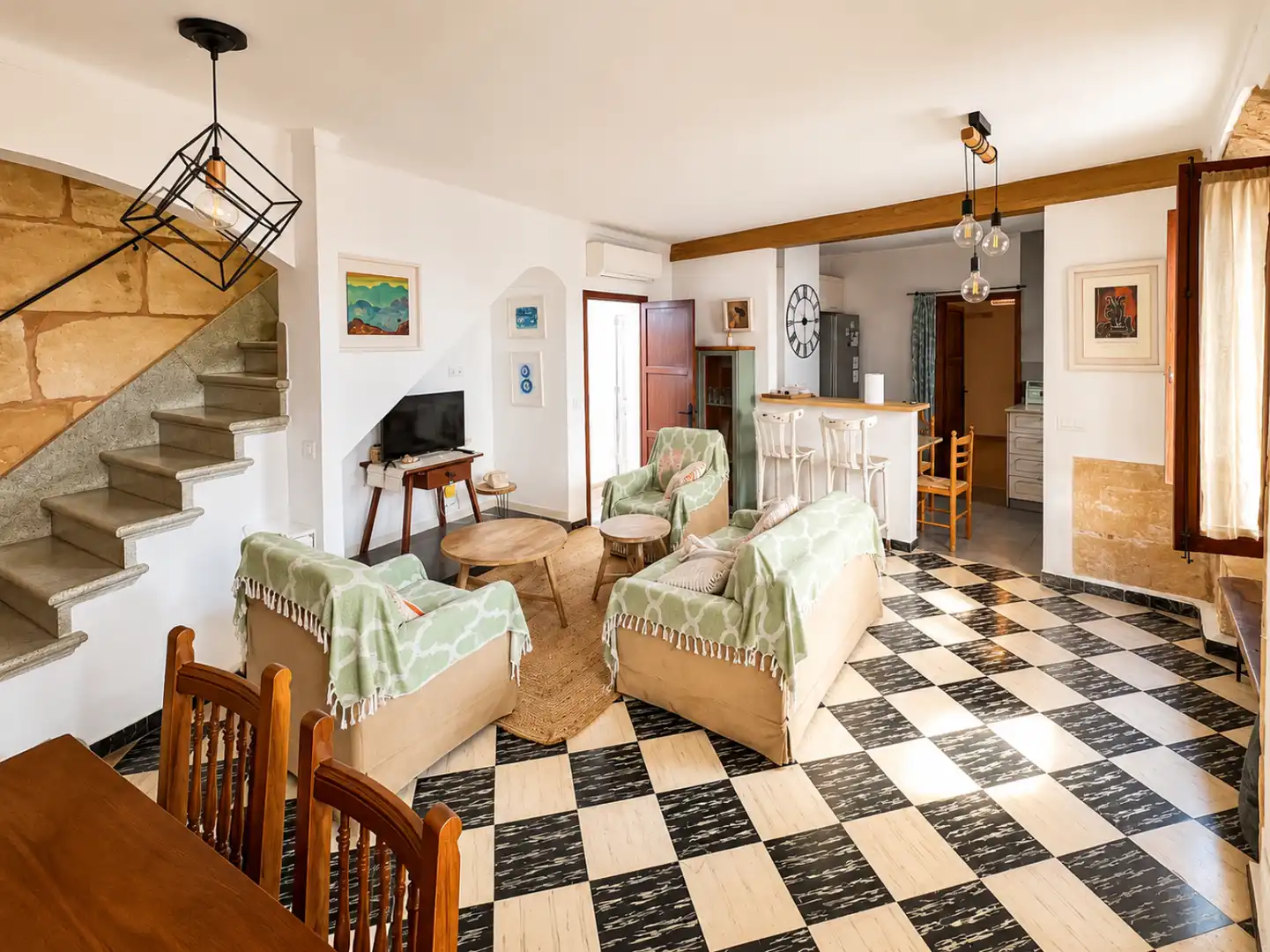 Sala de estar de Casa adosada de alquiler en Pollença con Aire acondicionado, Calefacción y Terraza