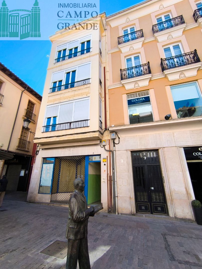 Vista exterior de Edifici en venda en Palencia Capital