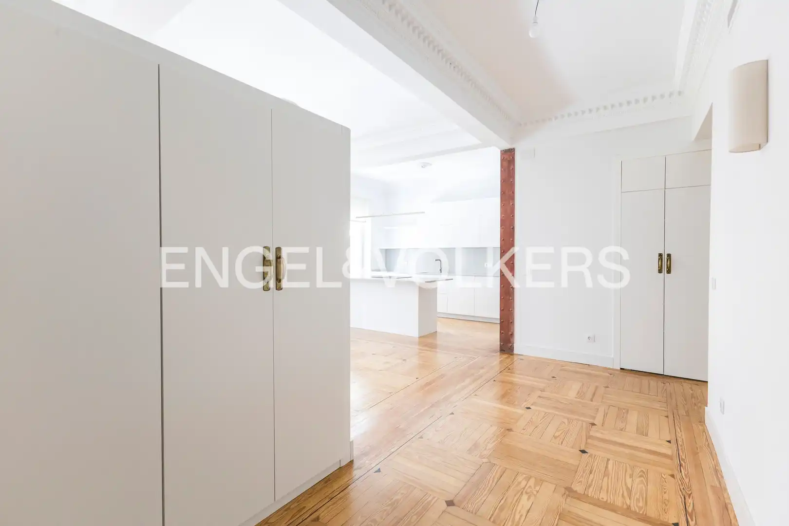 Wohnung zur Miete in Madrid mit Klimaanlage, Heizung und Parkett