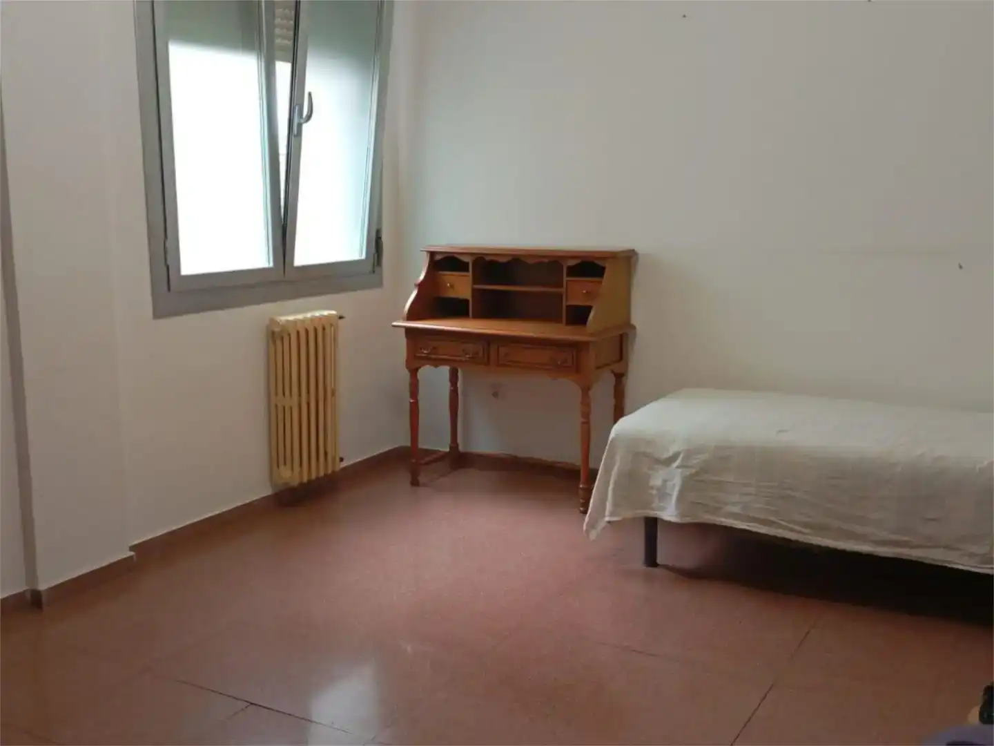 Schlafzimmer von Wohnung zur Miete in  Logroño