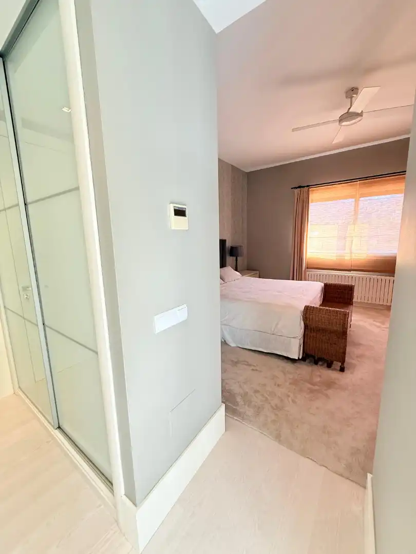 Casa aparellada amb terrassa de lloguer a Este, imagen 35
