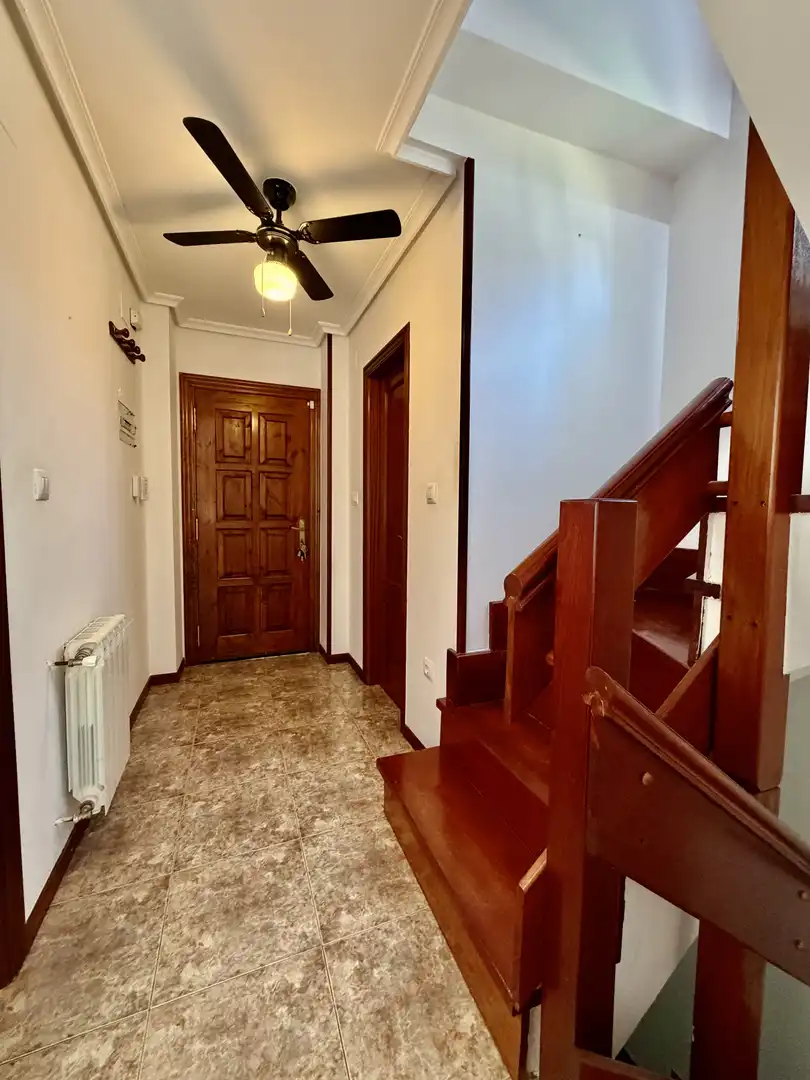 Casa adosada en venta en Penagos con Calefacción, Jardín privado y Terraza
