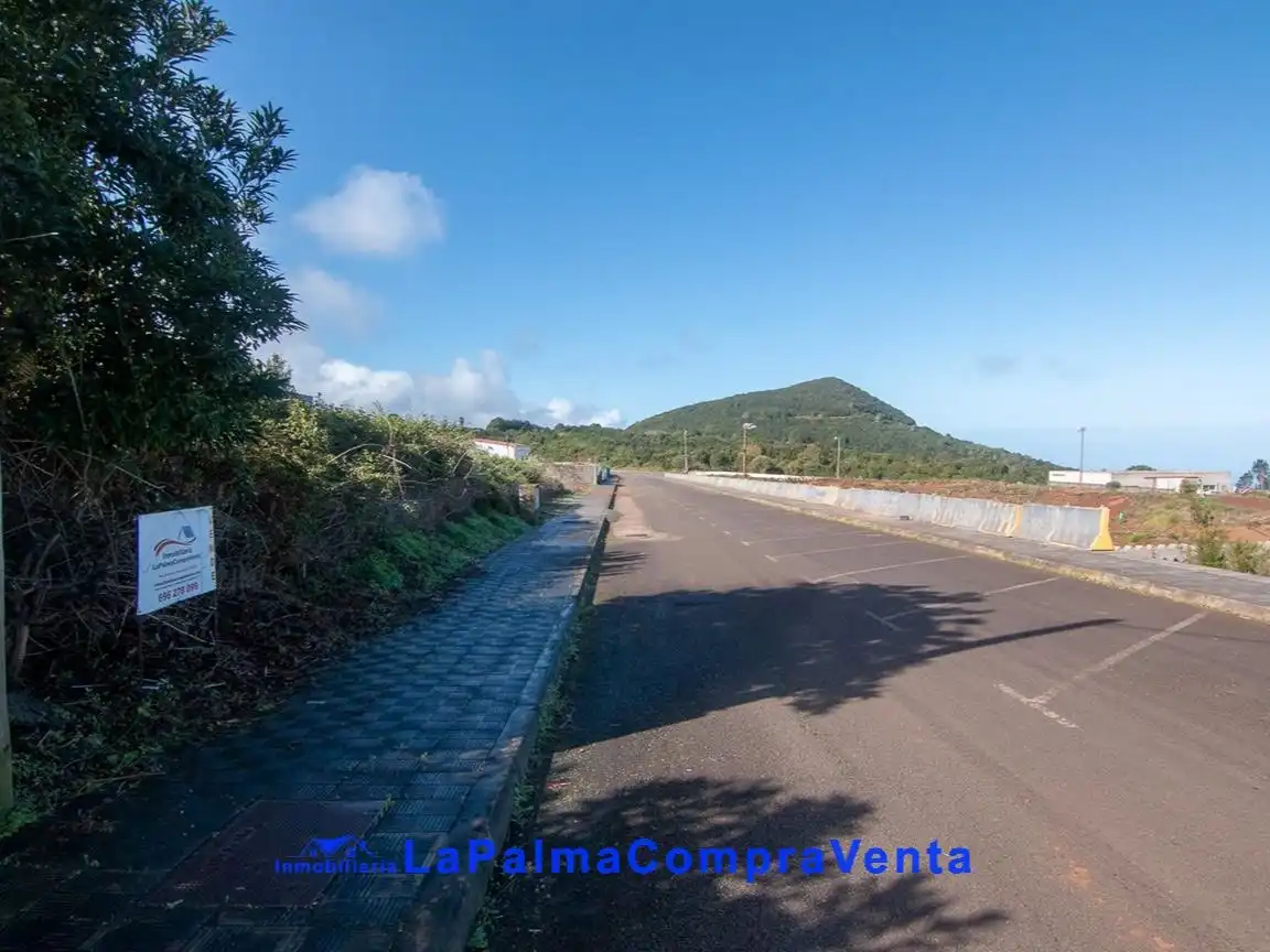 Außenansicht von Fabrik Grundstücke zum Verkauf in Barlovento