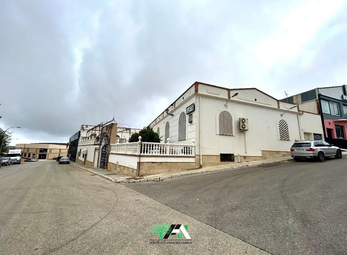 Local comercial en venda a Calle Río Guadalquivir, imagen 2