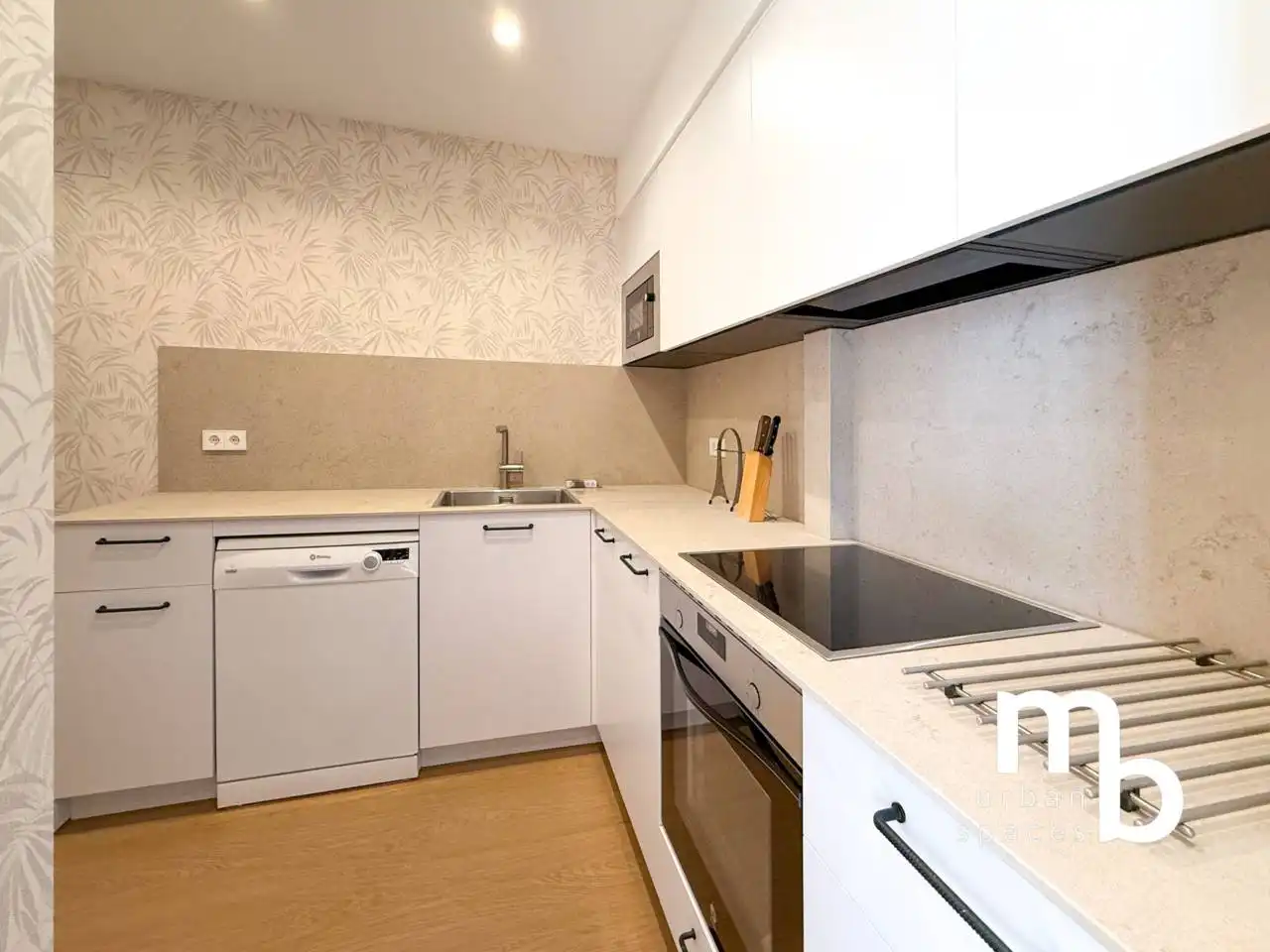 Cocina de Piso de alquiler en Madrid con Aire acondicionado, Calefacción y Terraza